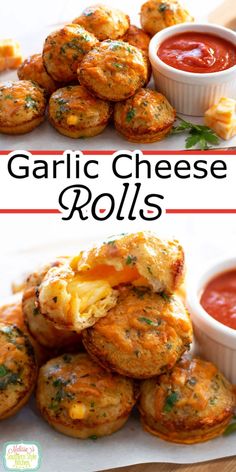 Garlic Cheese Rolls Cheesy Pizza Rolls, Cheesy Roll Ups, Cheesy Food Recipes, Easy Savoury Snacks, Appetizer Recipes Cheese, Savory Baking Recipes, Cheese Rolls Recipe, Yeast Roll, Savory Snack Recipes