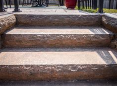 Concrete Step Insert Form Liner - 5.25 Split Limestone - Expressions-LTD Front Porch Stone Steps, Paver Walkway Diy, Concrete Pavers Walkway, Concrete Front Steps, Pavers Walkway, Concrete Step, Cement Steps, Flagstone Steps, Front Porch Stone