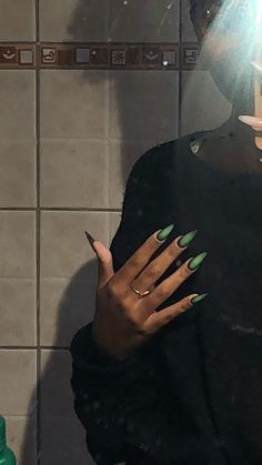 2010 Nail Trends, Green Black Nails Aesthetic, Simple Trendy Acrylic Nails, Nails Green Inspiration, Olive Green Nails Acrylic Long, Acrylic Only Nails, Black And Green Ombré Nails, Black Flower Design Nails, Green And Black Checkered Nails