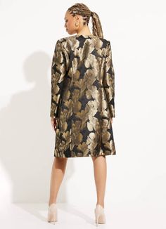 This printed woven jacquard coat is a piece that exudes luxury and refinement. The rich woven jacquard fabric is printed with an intricate design, and the coat is cut to a straight, sleek silhouette with long sleeves and a scalloped neckline. This coat is unlined, making it the perfect layering piece for special occasions. Part of the Signature collection. Style/Fit:Style 233720Scalloped neckline Long straight sleeves UnlinedSide PocketsOur model is 5'9"/175 cm and wears a size 6Fabric/Care:100% Chic Jacquard Long Sleeve Outerwear, Classic Long Sleeve Jacquard Outerwear, Brown Wool Jacquard Knit Outerwear, Luxury Single-breasted Jacquard Outerwear, Animal Print Tote Bags, Luxury Jacquard Long-sleeve Outerwear, Flower Charm Necklace, Jeweled Headband, Fur Lined Boots