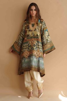 Hurry, offer ends soon! Pakistani Fashion Casual, Tunic Designs, Pakistani Fancy Dresses, Pakistani Dresses Casual, Pakistani Fashion Party Wear, Beautiful Pakistani Dresses, Salwar Kamiz, Party Wear Indian Dresses, Dress Indian Style