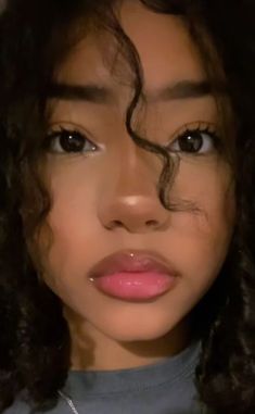 Korean Makeup Black Women, Eye Claim, Doll Eyeliner, Jelly Makeup, Dolly Makeup, Soft Makeup Looks, Makeup Tut