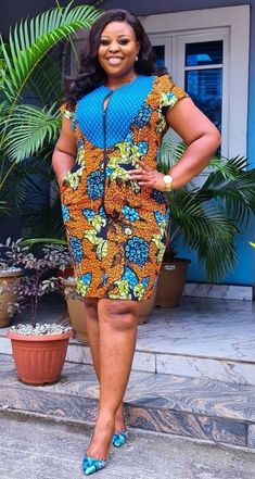 Short Ankara Maternity Gowns, Crepe Styles For Ladies, African Dress For Ladies, Ankara Maternity, African Shirt Dress, Casual Gowns, Dress For Ladies