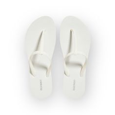 Old Navy Sugarcane Blend T Strap Flip Flops In White Size 7m Brand New With Tags Textured T-Strap Upper. Firm Eva Foot Bed. Textured Eva Foam Outsole Is Partially Made With Renewable Sugarcane. Here's One Thing We Can't Afford To Flip- Flop About: Climate Change Is Real And Impacts Everyone. These Flip-Flops Are Partially Made From Renewable Sugarcane, Which Helps Cut Down On Our Consumption Of Fossil Fuels. They Look And Feel Just Like Your Favorite Flip-Flops, While Helping Reduce Our Carbon F One Small Step, Fossil Fuels, Foot Bed, Eva Foam, T Strap, Flip Flop, Women's Shoes Sandals