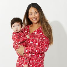 Our Limited Edition Holiday Collection is here! Our most comfortable two-piece, now made for mama! Scoop neck long sleeve top with snaps for a pretty design & easy breastfeeding access. Jogger style pants with deep pockets (big enough for a cell phone). Fitted but not skin tight. Super Soft Waistband for extra comfort. Perfect fit Designed to fit all body types with a little stretch and a luxuriously smooth fabric. Awarded the Seal of Acceptance from the National Eczema Association with a 5 Star Red Bamboo, Kids Pjs, Bamboo Pajamas, Baby Pajamas, Statement Dress, Womens Pyjama Sets, Fashion Joggers, Bamboo Fabric, Set Outfit