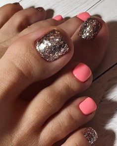 Glitter Toe Nails