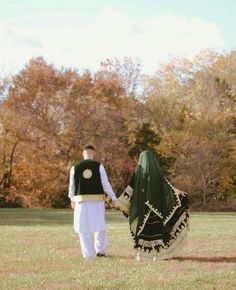 Afghan Nikkah, Nikkah Ideas, Dark Green Eyes, Afghan Culture, Afghani Clothes, Artsy Photography