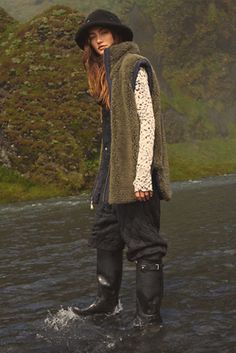 Hunter Wellies | Free People Hunter Wellies Outfit, Hunter Boots Outfit Fall, Black Wellies, Hunter Boots Short