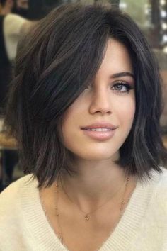 Choppy Bob Haircuts, 2023 Hair, Bob Hairstyles For Thick, Lob Hairstyle, Lob Haircut, Penteado Cabelo Curto, Haircut For Thick Hair