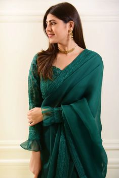 Poison Green Saree | Aghanoor Bridal One Colour Saree, Black Blouse Designs, Stone Ring Design, Agha Noor, Fashion Vocabulary, One Colour, Green Saree, Blouse Designs Latest, Pakistani Outfits