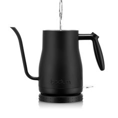 Bodum Gooseneck Electric water kettle, 1.0l | 34 ounces - Main Street Roasters Gooseneck Kettle, Pour Over Coffee Maker, Ground Coffee Beans, Coffee Syrup, Water Kettle, Pour Over Coffee, Ground Coffee, Coffee Accessories, Cup Of Joe