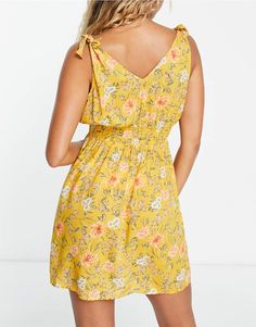 Dresses by Figleaves All other dresses can go home Floral design V-neck Tie straps Regular fit Floral Trends, Floral Style, Yellow Floral, Neck Tie, Floral Design, Asos, Mini Dress, V Neck, Yellow