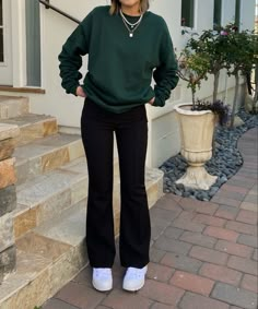 Black Trousers Outfit Aesthetic, Period Outfits For Work, Black Pants Outfit Winter, Green Long Sleeve Outfit, Black Sweats Outfit, Cold Winter Outfits Casual, Black Jeans Outfit Winter, Black Trousers Outfit, Green Outfits For Women