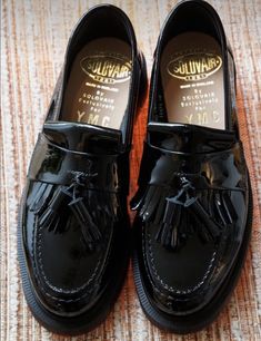 Sepatu Loafers Pria, Winter Old Money, Dress Up Shoes, Old Money Outfit, Fly Shoes, Money Outfit, Dr Shoes, Street Style Outfits Men, Mens Outfit Inspiration