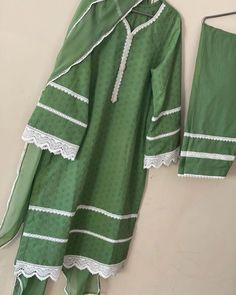 Lace Suit, Lace Dress Design, Simple Kurta Designs, Simple Kurti Designs, Trendy Shirt Designs, Suit Pattern