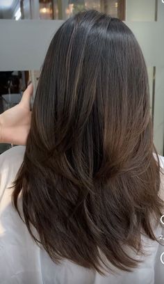 Beautiful trendy hairstyle ideas | Hair tutorial ideas | Layered hairstyle Medium Length Haircut For Rebonded Hair, Short Black Hair Layers Straight, Asian Medium Length Hair With Layers Straight, Asian Haircut Medium Layered Straight, Asian Hair Medium Length Layered, Mid Length Haircuts Thick Hair, Rebonded Hairstyles Medium, Rebonded Haircut, Layered Haircuts For Medium Hair Asian