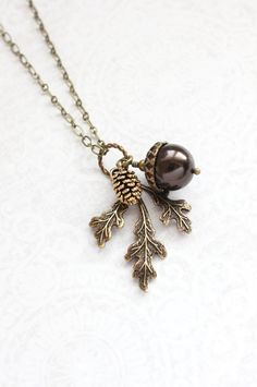 Brown Pearl Pendant Necklace Pearl Acorn Charm Nature Inspired Pinecone Branch Leaf Rustic Oak Woodl Pinecone Acorns, Woodsy Jewelry, Pinecone Necklace, Acorn Leaf, Wedding Autumn, Acorn Pendant, Autumn Jewelry, Acorn Necklace, Branch Necklace