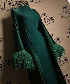 Eid Abaya Outfit, Evening Abaya, Abaya Designs Latest, Modest Dresses Fashion, Modest Casual Outfits, Chic Dress Classy, Dinner Dress Classy, Fashion Top Outfits, Mode Abaya