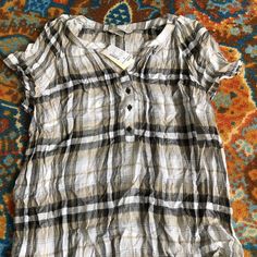 Black, Khaki, And White Plaid Shirt Sleeve Shirt, Lightweight Open V Neck, New With Tags Casual Plaid Top With Relaxed Fit, Casual Plaid Summer Tops, Casual Summer Plaid Tops, Casual Plaid Tops For Spring, Short Sleeve Plaid Shirt, Tops Short Sleeve, White Plaid, Plaid Shirt, Shirt Sleeves