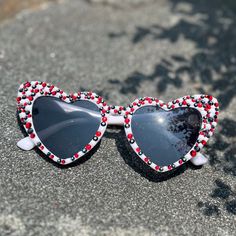 Get ready to make the *whole place shimmer* and be a firework this Memorial Day or 4th of July with these patriotic bedazzled sunglasses! Bedazzled Glasses, 4th Of July Sunglasses, Bedazzled Sunglasses, Bling Sunglasses, Blue Sunglasses, Taylor Swift Concert, Stars And Stripes, Daughter Love, Red White Blue