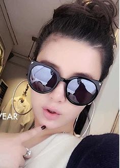 Bling Sunglasses, Fancy Accessories, Color Mirror, Outfit Looks, Double B, Ladies Sunglasses