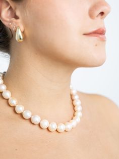 Add a touch of sophisticated, timeless beauty to your wardrobe with our Pink Pearl Necklace. Elevate any outfit with this elegant piece! 18 inches long Freshwater Pearls Pink Pearl Necklace, Baroque Pearl Necklace, Original Card, Pink Pearl, Magnetic Clasp, Baroque Pearls, Clean Beauty, Timeless Beauty, Freshwater Pearls