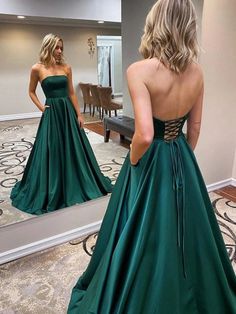 Silhouette:?A Line Waist: Natural Sleeve Length: Sleeveless Fabric:?Satin Shown Color: Emerald Green Built-In Bra: Yes Dark Green Formal Dresses, Awards Outfits, Emerald Prom, Moh Dress, 2024 Green, White Prom, Emerald Dresses