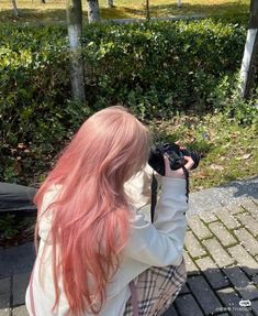 Face Claim Pink Hair, Kny Tweets, Hair Color Swatches, Hair Stayl, Girl With Pink Hair, Hair School, Pretty Hair Color, Hair Inspiration Color, Love Hair