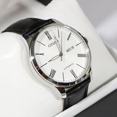 Citizen Watches, Citizen Watch, Elegant Man, Crystal White, Men's Watch, Cool Watches, Stainless Steel Case, Omega Watch, Alligator