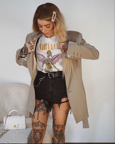 Imstragram @sammijefcoate Rocker Chic Outfit Summer, Alternative Fits, Dark Mori Fashion, Sammi Jefcoate, Fall Tattoo, Red Ink Tattoo, Strega Fashion, Moda Hippie, Boho Mode