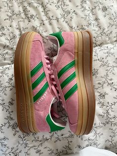 Adidas Gazelles, Fashion 2024, Best Sneakers, Buttercream Cake, Spring Shoes