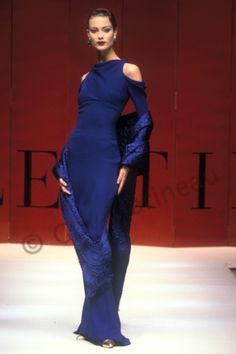 90s Shalom Harlow, 19s Fashion, Vintage Runway Fashion, Winter Couture, Shalom Harlow, 90s Runway, Vintage Runway