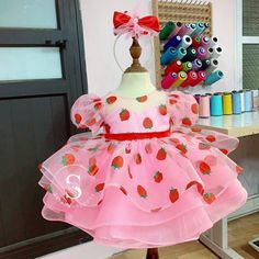 🎀 Welcome to MuslinblanketVN! We specialize in handcrafted children's dresses, offering a wide variety of styles, materials, and colors. Our attention to detail and quality craftsmanship are second to none. Every dress is made with care and can be customized to your specifications. Explore our collection and find the perfect dress for your little one! **Set Options Dress + Headband + Red Shoes **Dress Details - Dress Length: Mid-calf - Dress Color: Pink, Red Strawberry - Material: Tulle, Pearls, Satin Celebrate your little one's first birthday in the sweetest way with our Berry First Birthday Dress! This charming ensemble features a whimsical strawberry-inspired design that's perfect for the special occasion. Crafted from soft, breathable fabrics, the puff-sleeved dress boasts a delicate Strawberry Clothes, Cake Smash Photoshoot, Smash Photoshoot, First Birthday Dress, Berry First Birthday, Sarah Ann, Patriotic Dresses, Strawberry Baby, First Birthday Dresses