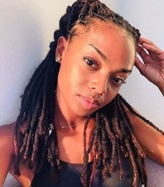 Black Women Traveling, Women Traveling, Beautiful Dreadlocks, Dreadlock Styles, Dread Hairstyles