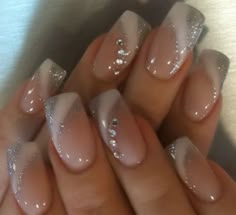 French Manicure Short Nails, Glitter French Manicure, Glitter Nails Acrylic, Wedding Nails French, French Tip Nail Designs, Elegant Nail Designs, French Nail Designs, Pretty Nail Art Designs, Short Square Acrylic Nails