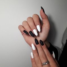 Minimalist Nails White And Black, Black And White Almond Nails Simple, Black And White Gel Nails Ideas, Black Nail Designs Easy, Black And White Nails Inspiration, Basic Nail Inspiration, Black And White Nail Ideas Simple, One Hand Black One Hand White Nails, Goth Nails Almond