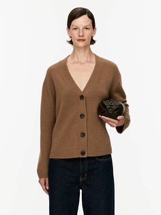 Cashmere-Wool Cardigan - Dark Camel - ARKET WW Blazer And T Shirt, Popular Outfits, Blazer And Shorts, Knitwear Tops, Cashmere Wool, Knitwear Cardigan, Skirt Leggings, Girls Sweaters, Wool Cardigan