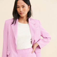 Trendy Summer Party Blazer, Classic Spring Party Blazer, Chic Spring Blazer For Brunch, Spring Party Blazer With Modern Style, Modern Spring Party Blazer, Tailored Blazer For Date Night In Spring, Elegant Summer Blazer For Date Night, Elegant Summer Date Night Blazer, Classic Pink Summer Blazer