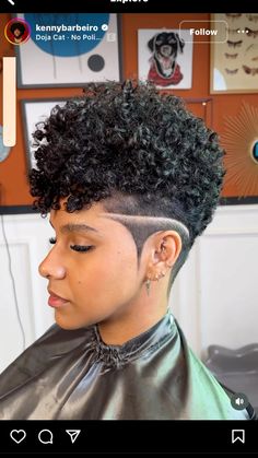 Short Korean Haircut, Shaved Curly Hair, Chop Haircut, Korean Haircut Men, Perm Cut, 4b Hairstyles, Men Perm