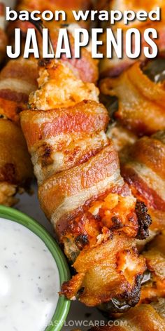 close up of Bacon Wrapped Jalapenos with a title Poppers In The Oven, Easy Cream Cheese Filling, Bacon Wrapped Peppers, Cream Cheese Jalapeno, Low Carb Food Ideas, Best Party Appetizers, Bacon Wrapped Jalapeno Poppers, Bacon Wrapped Jalapenos, Easy Low Carb Recipes