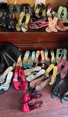 Jenna Rink, Dream Shoe, 20k Followers, Vintage Heels, Vintage Girl, Fancy Shoes, Virtual Stylist, Swag Shoes, Disco Party