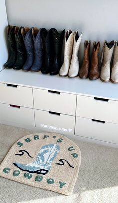 Coastal Aesthetic Apartment, Coastal Cowgirl Aesthetic Living Room, Beachy Garage, Coastal Cowgirl Kitchen, Surf Cowgirl Aesthetic, Costal Cowgirl Home Decor, Cowboy Boot Decor, Coastal Cowgirl Apartment, Summer Country Aesthetic