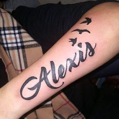 a person with a tattoo on their arm that says,'avirs '