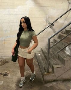 Mode Poses, Summer Outfit Ideas, Streetwear Fashion Women, Cute Swag Outfits, Simple Trendy Outfits, Cute Everyday Outfits, Cute Simple Outfits, Teenage Fashion Outfits