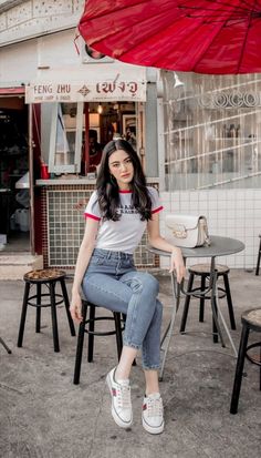 Mai Davika, Korean Outfit Street Styles, Casual College Outfits, Casual Day Outfits, Easy Trendy Outfits, Fashion Hacks Clothes, Kpop Fashion Outfits