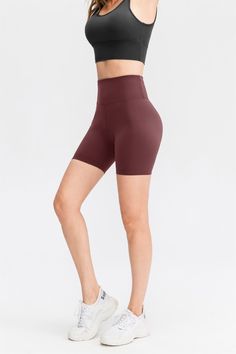 77% Nylon. 23% Spandex Soft. comfortable and skin friendly 4-way stretch. breathable and sweat-wicking Squat-proof High waisted design Featuring a back waistband pocket for storing your essentials Perfect for both sports activities and daily life Lantern Sleeve Sweater, Black Brick, Strapless Bandeau, Corset Mini Dress, Beautiful Figure, Long Sleeve Sweater Dress, Squat Proof, Ribbed Knit Sweater, Knit Sweater Dress