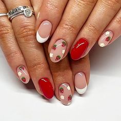 Strawberry and Flower French Nails #frenchnails #nails #cutenails #flowernails Cute Simple Nails, Easy Nails, Summer Nail Art, Summery Nails, French Tip Acrylic Nails, Almond Acrylic Nails, Nagel Inspo, Stick On Nails, Nailed It