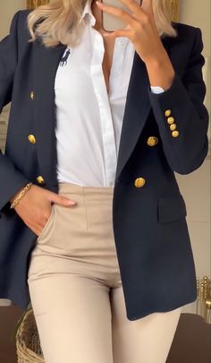 Work Blazer, Classic Style Outfits, Office Casual Outfit, Woman Suit Fashion, Classy Work Outfits, Stylish Work Outfits, Chic Casual, Looks Chic