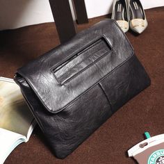 Brand Name: NIGEDUMain Material: PUPlace Of Origin: GUANG DONG ProvinceShape: ENVELOPEOrigin: CN(Origin)CN: GuangdongLining Material: PolyesterPlace Of Origin: GUANG DONG ProvinceDecoration: NONEModel Number: messenger bags BB533Gender: WOMENPattern Type: SolidInterior: Interior Zipper PocketStyle: FashionHardness: SoftExterior: Silt PocketClosure Type: COVEROccasion: VersatileSize: 37*25*3CMColor: khaki, black, grey, blue,gold,purpleShoulder strap length: 120 cmevening bags: women leather handb Macbook Pouch, Big Shoulders, Fall Handbags, Envelope Clutch Bag, Large Clutch, Commuter Bag, Envelope Bag, Ladies Clutch, Trending Handbag