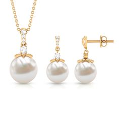 Product Details Elevate your style with the enchanting combination of Freshwater Pearls and Diamond in this exquisite Drop Pendant and Earrings set. The lustrous Freshwater Pearls delicately dangle from shimmering Diamond accents, creating a captivating and sophisticated look. Embrace the elegance and allure of this stunning jewelry set for a truly unforgettable statement. Product Information SKU SHP-PENDANT122035531 Length 19.5 mm Width 10 mm Weight 4.48 gm (Approximate) FRESHWATER PEARL INFORMATION No.of Stones 3 Pieces Total Weight 22.96 Carat (Approximate) Dimension(approx) Round-10X10 mm-1 PcsRound-8X8 mm-2 Pcs Color White Cut Brilliant Shape Round Setting Type Bead-Set Quality Grade AAA DIAMOND INFORMATION No.of Stones 33 Pieces Total Weight 0.45 Carat (Approximate) Dimension(approx) Formal Round Jewelry Sets With Pearl Pendant, Luxury Pearl Drop Jewelry With Round Beads, Luxury Prong Set Pearl Earrings, Luxury Gold-plated Pearl Pendant Earrings, Luxury Drop-shaped Pearl Pendant Jewelry, Diamond Drop Pendant, Diamond Drops, Stunning Jewellery, Drop Pendant